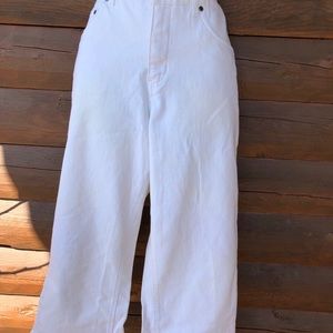 Coldwater Creek White Capris